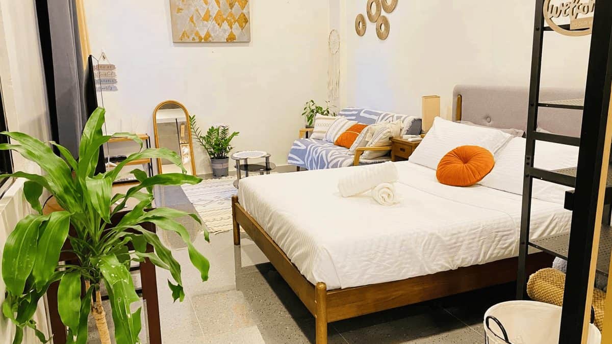 Studio 1 with bathtub at Just Like Home in Davao City